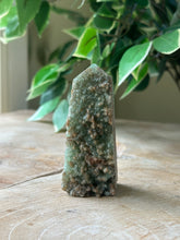 Load image into Gallery viewer, RARE Smithsonite Tower #2