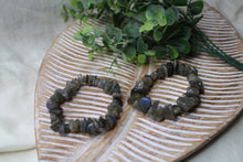 Load image into Gallery viewer, Labradorite Chunky Chip Bracelet